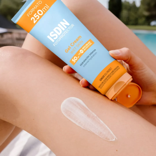 ISDIN SPF50+ GEL CREMA 250ML - Imagen 2